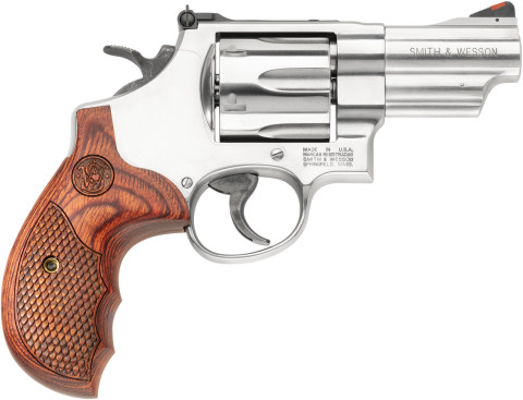 Smith & Wesson Model 629 Deluxe 3" facing right